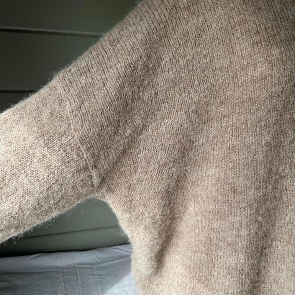 Cos Women's Tan and Cream Jumper - Picture 3 of 6